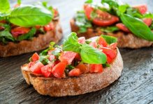 Bruschetta al Pomodoro