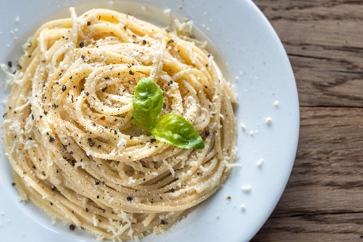 Spaghetti cacio e pepe