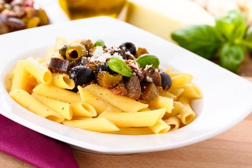 Recette Penne Rigate con Melanzane (Aubergine) - Cuisine Italienne facile